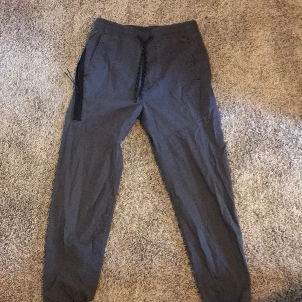 American Eagle active flex joggers